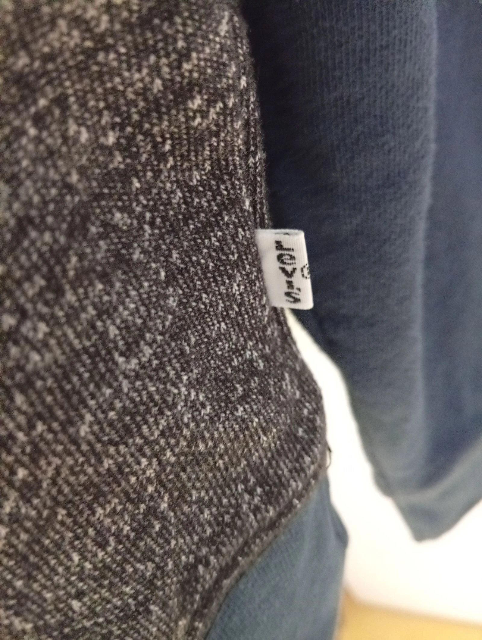Sudadera ligera informal con bolsillo canguro 60% algodón – photo 5